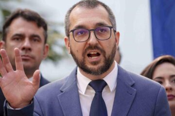 Datoria către Pfizer să fie transformată în beneficii reale pentru pacienți