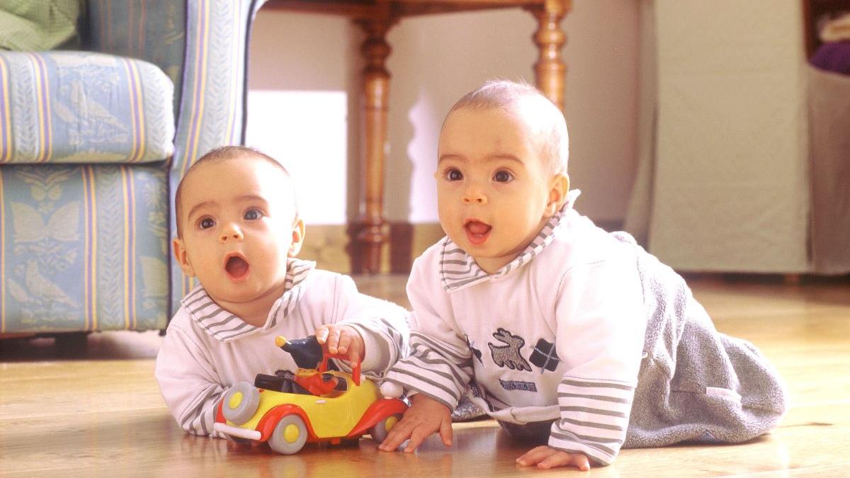 Cât de obositor este să fii părinte astăzi? Societatea modernă le afectează odihna și sănătatea