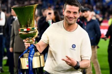 Cristian Chivu a fost desemnat cel mai bun antrenor din Serie A