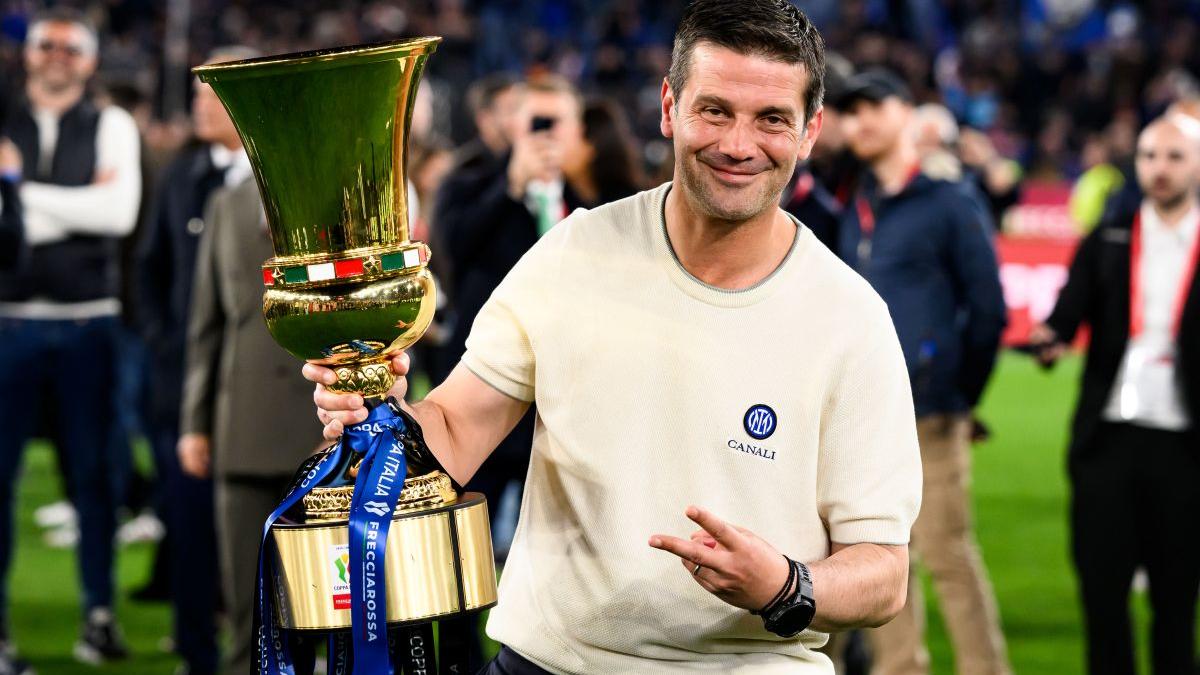 Cristian Chivu a fost desemnat cel mai bun antrenor din Serie A