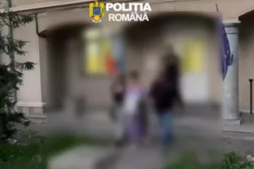 Învăţătoare din Medgidia, reţinută după ce ar fi lovit un elev de 10 ani care a rupt rezultatele la Evaluarea Naţională