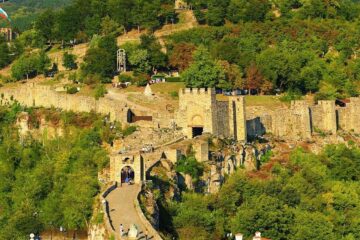 De unde avem „târnosire” în română și de la ce „se trage”