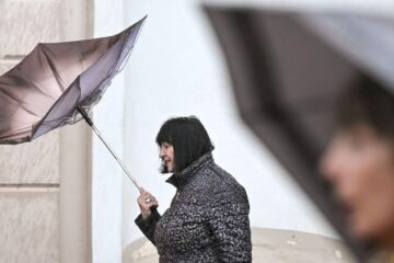 Vânt în Botoșani și Iași, apoi vremea se strică și în Maramureș, Transilvania și Moldova