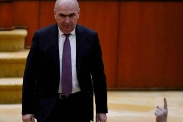 Moțiunea de cenzură cu numărul 52, de după Revoluție. 6 au trecut de Parlament. 7 au obținut mai puține voturi decât semnăturile de susținere
