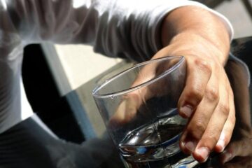 Băutura pe care un chirurg cardiac o numește „moartea lichidă” – nu e alcoolul