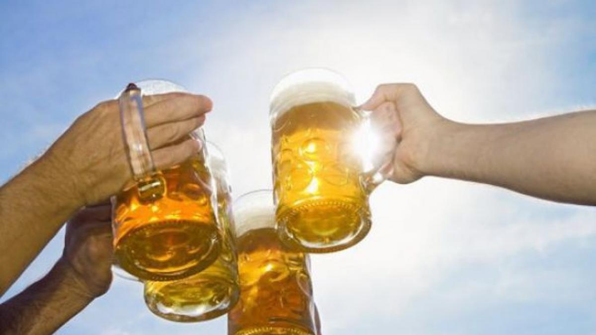 Consumul mondial de alcool va scădea în următorul deceniu, arată un studiu al IWSR