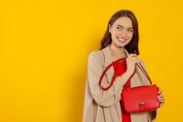 Descoperă gențile de damă care îți vor completa ținuta, fără a o supraîncărca