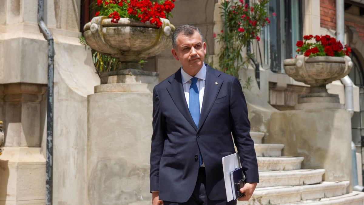 Tomac cheamă suveraniștii și UDMR la discuții