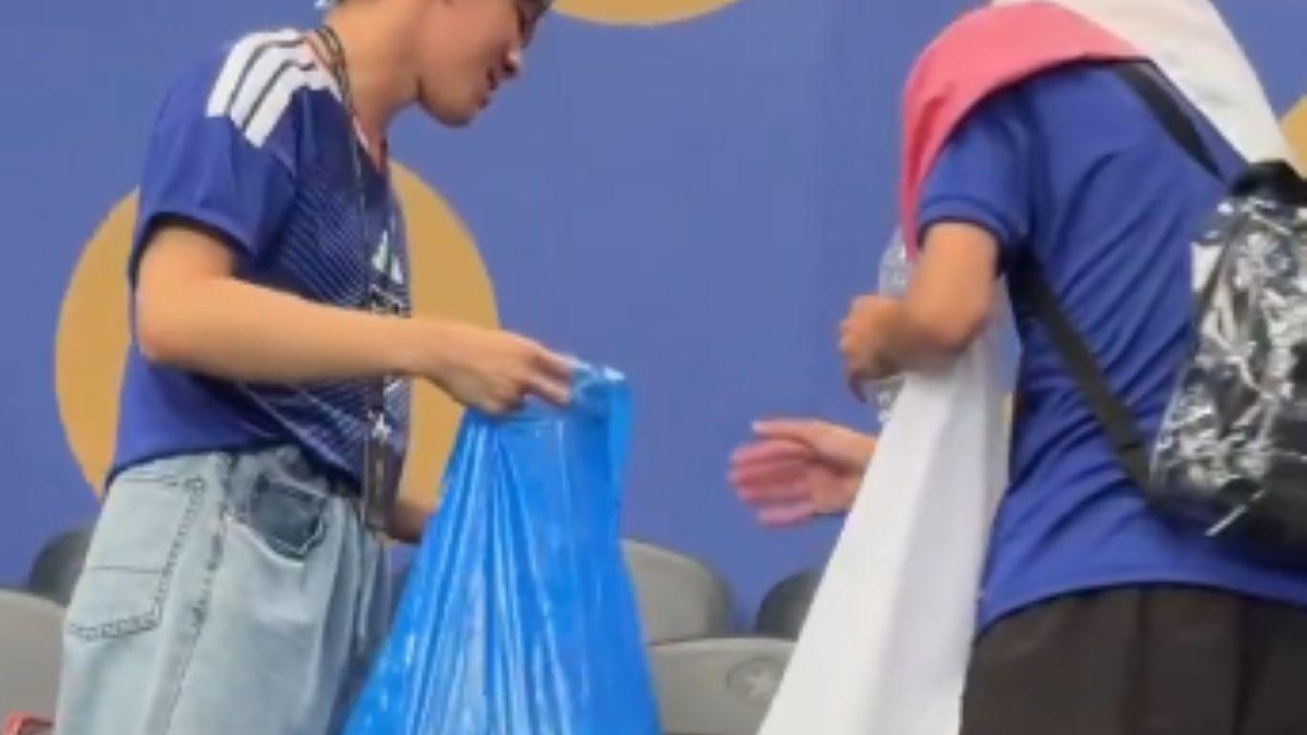 Suporterii Japoniei au curățat tribunele după meciul cu Olanda
