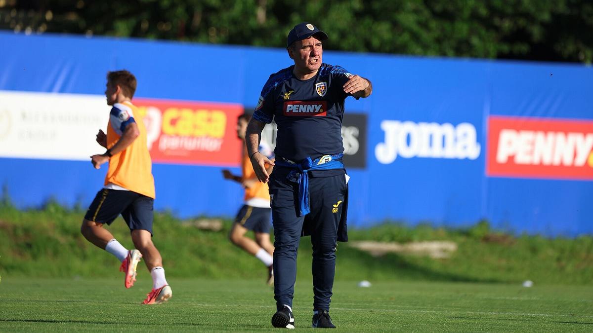 Naționala lui Hagi începe Mondialul amicalelor