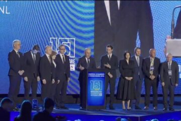 Liberalii și-au epurat conducerea și și-au ales alta. Plină de ex-bășiști, progresiști și ONG-iști #rezist