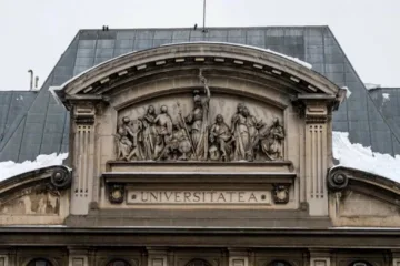 Universitatea din Bucureşti scoate la concurs peste 20.000 de locuri la sesiunea de vară a admiterii