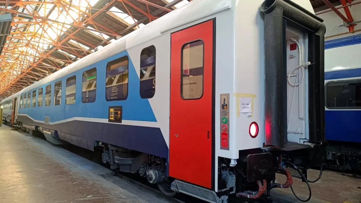 CFR Călători introduce în circulație 42 de vagoane complet modernizate