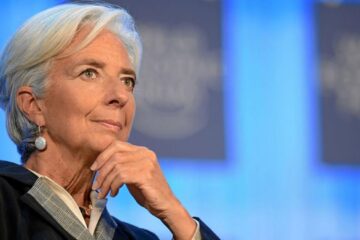 Christine Lagarde ia în calcul revenirea în politica franceză înainte de termen