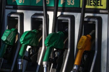 Motorina ar putea depăși din nou 10 lei pe litru
