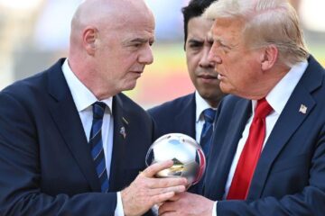 Donald Trump, în centrul unui scandal fără precedent la Cupa Mondială 2026. Un telefon către șeful FIFA a schimbat regulamentul și a provocat o revoltă internațională