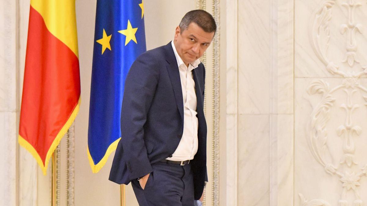 „Au dat afară liberali vechi ca să aducă șoșocari”