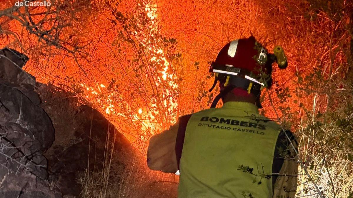 cel puțin 12 morți după incendiile devastatoare din Andaluzia, pe fondul valului extrem de căldură