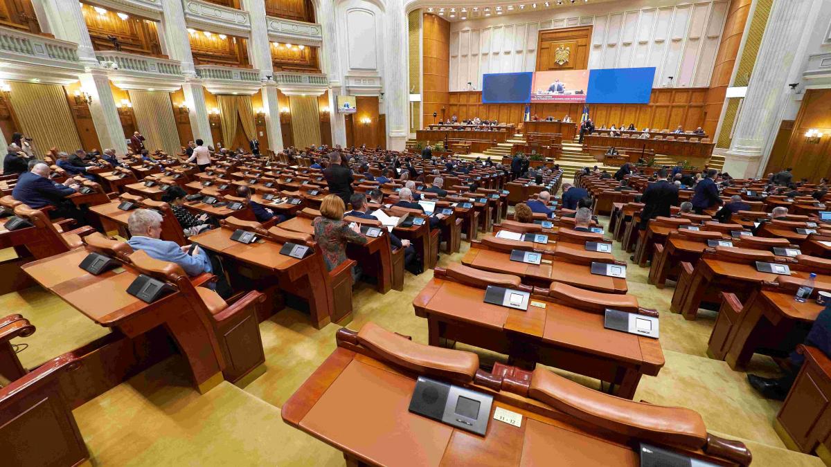 Criteriile prin care blocurile pot beneficia de ascensoare și platforme