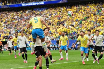 Mondialul nu citește palmaresul. Outsiderii nu mai cer voie să câștige