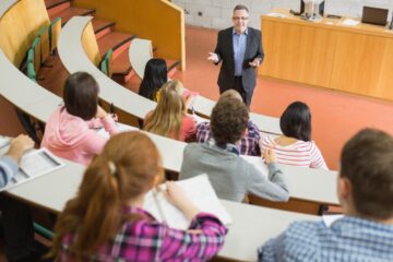 Noua generație de studenți alege altfel. Specializările unde admiterea devine tot mai dificilă. Facultatea cu 10 candidati pe loc