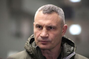 Rusia intensifică atacurile asupra capitalei Ucrainei. Primarul Kievului spune că Rusia încearcă să distrugă capitala Ucrainei