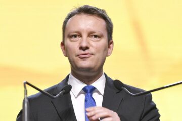 Cum a reacționat PNL după ce PSD i-a reclamat la Bruxelles