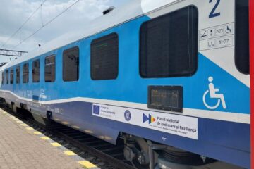 Tren Regio cuprins de flăcări într-o gară: Toți călătorii au fost evacuați de urgență
