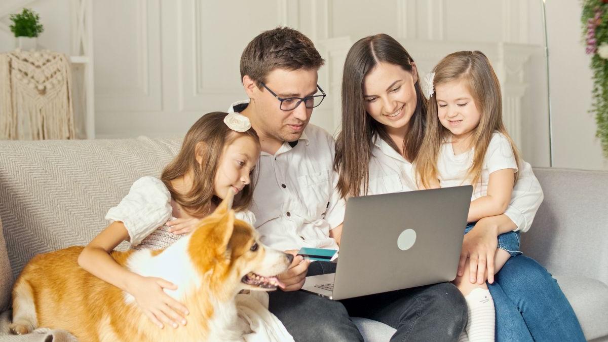 Generația Z schimbă îngrijirea animalelor de companie prin tehnologie