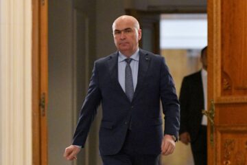Schimbare majoră pe piața energiei: Stocarea în baterii devine regulă pentru noii prosumatori din România