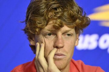 Jannik Sinner declară forfait pentru turneul ATP Masters 1.000 de la Cincinnati din cauza problemelor la genunchi