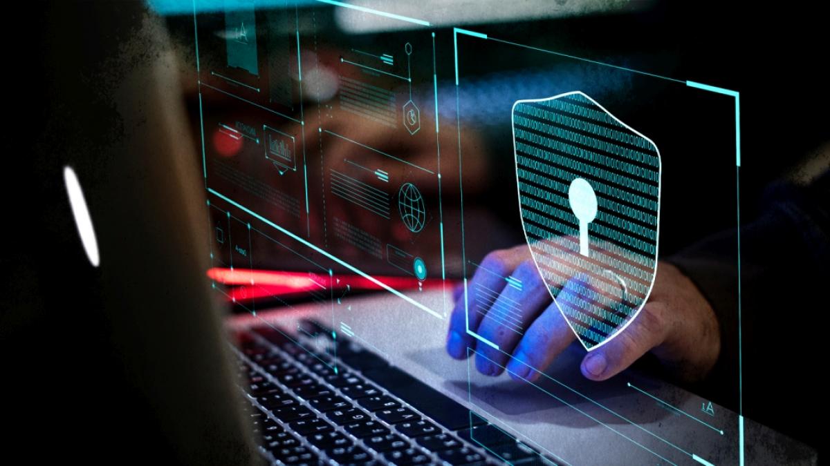 Megaatac cibernetic: Hackerii au furat datele medicale a jumătate din populația Poloniei