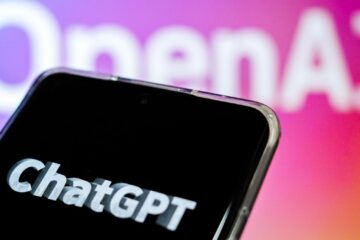 Pericolul ChatGPT. O nouă funcție îți urmărește activitatea pe laptop. Mulți utilizatori sunt îngrijorați