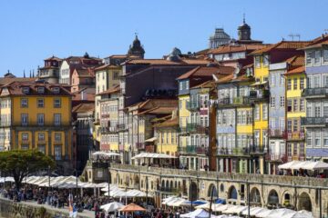 Portugalia, noul magnet al Europei: de ce se triplează numărul britanicilor și se dublează populația străină
