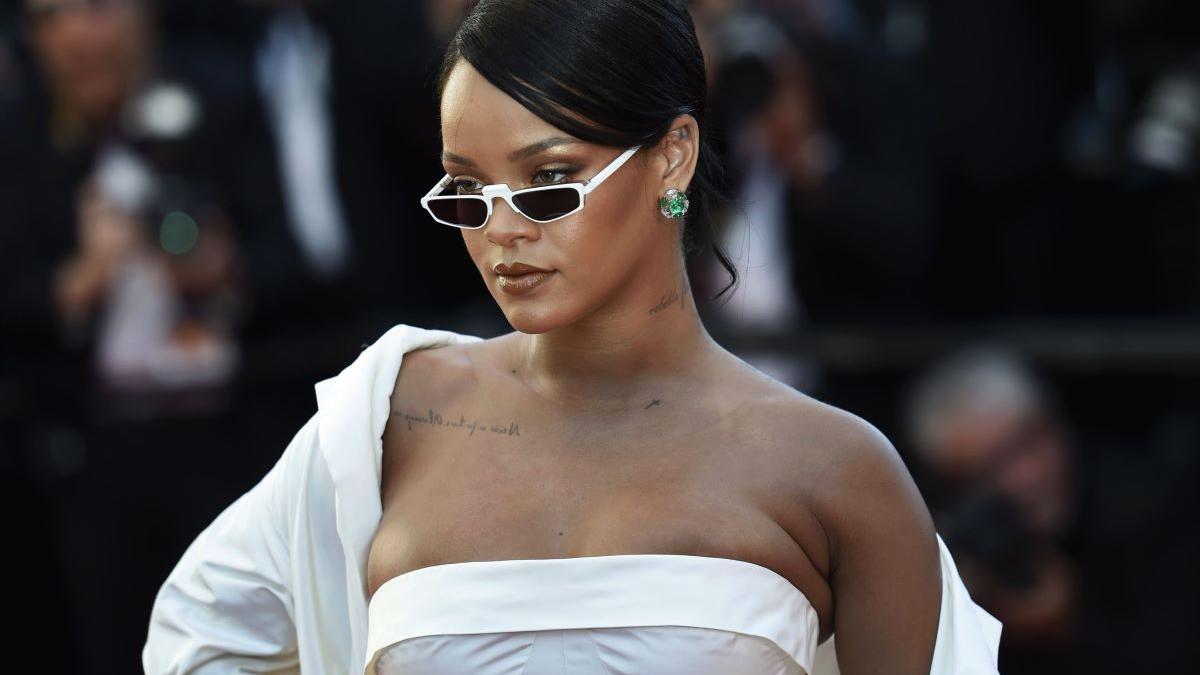 Rihanna se întoarce la muzică! Din ce trupă legendară s-a inspirat pentru noile piese