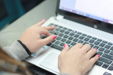 Sancțiuni pentru primarii restanțieri: Sute de localități din România, pasibile de amenzi din cauza Ghișeul.ro