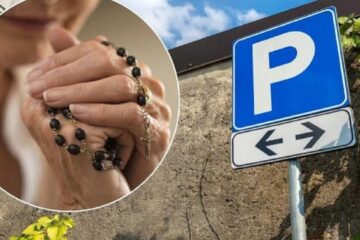 Taxă neobișnuită într-o parcare. Cum li se cere șoferilor să plătească