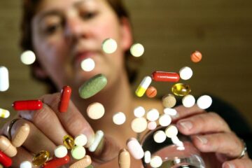 Unde se aruncă medicamentele expirate? Regula s-a schimbat, dar puțini o știu