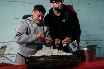 Lupta pentru marea imunitate la Asia Express – Drumul Mătăsii se dă pe frig și ploaie, în ultima etapă din Uzbekistan, diseară, de la 20:30, la Antena 1 şi AntenaPLAY