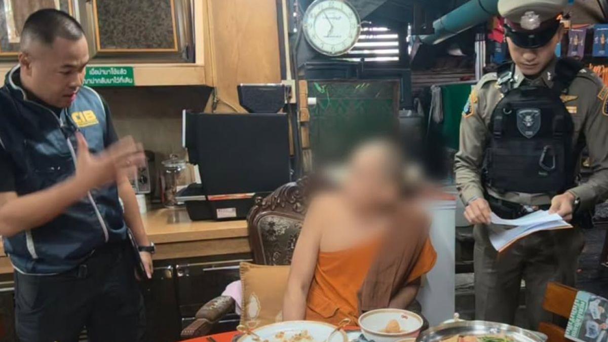 Sex, bani și aur: Călugăr budist celebru, arestat pentru că a furat milioane de dolari de la o mănăstire