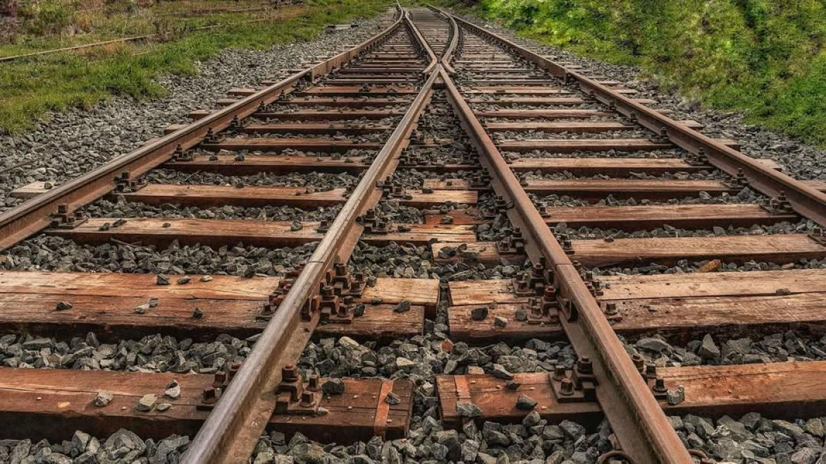 Circulația trenurilor pe relația Budapesta–Curtici este închisă temporar