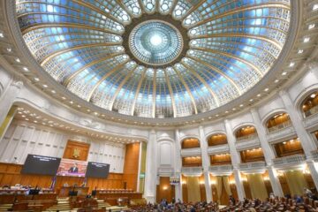 LIVE TEXT. Zi decisivă pentru Siegfried Mureșan. Harta voturilor din Parlament și partidele care pot decide învestirea Guvernului