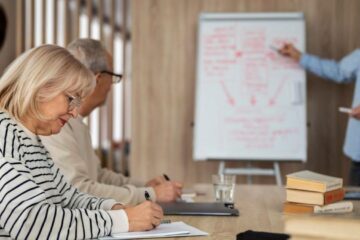 Guvernul și-a bătut joc de formarea profesională a profesorilor, iar acum îi critică