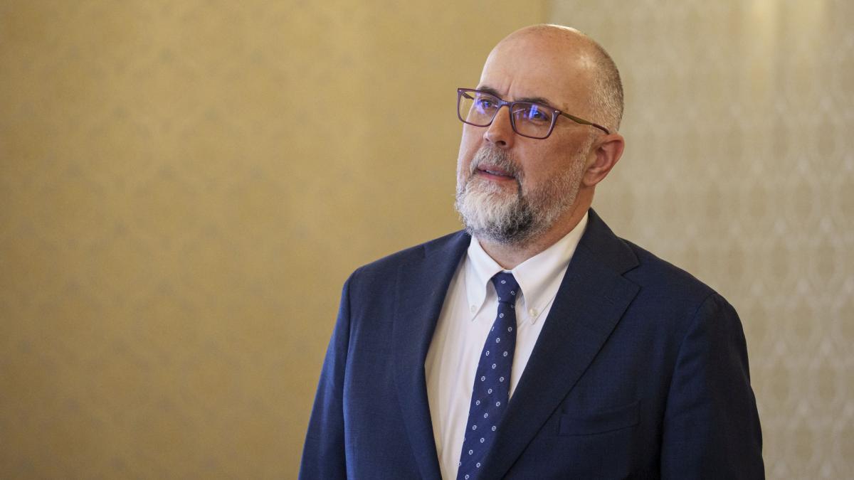 Kelemen Hunor avertizează înaintea votului de învestire: „Fără Guvern vom fi sancționați cu toții”