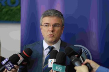 Ministrul USR al Economiei, Irineu Darău, și-a pus consiliera șefă peste Consiliul de Administrație la IPROCHIM SA