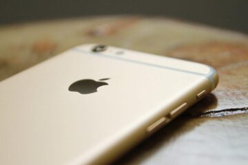 Noua setare iPhone te ajută să nu mai ratezi alarma de dimineață