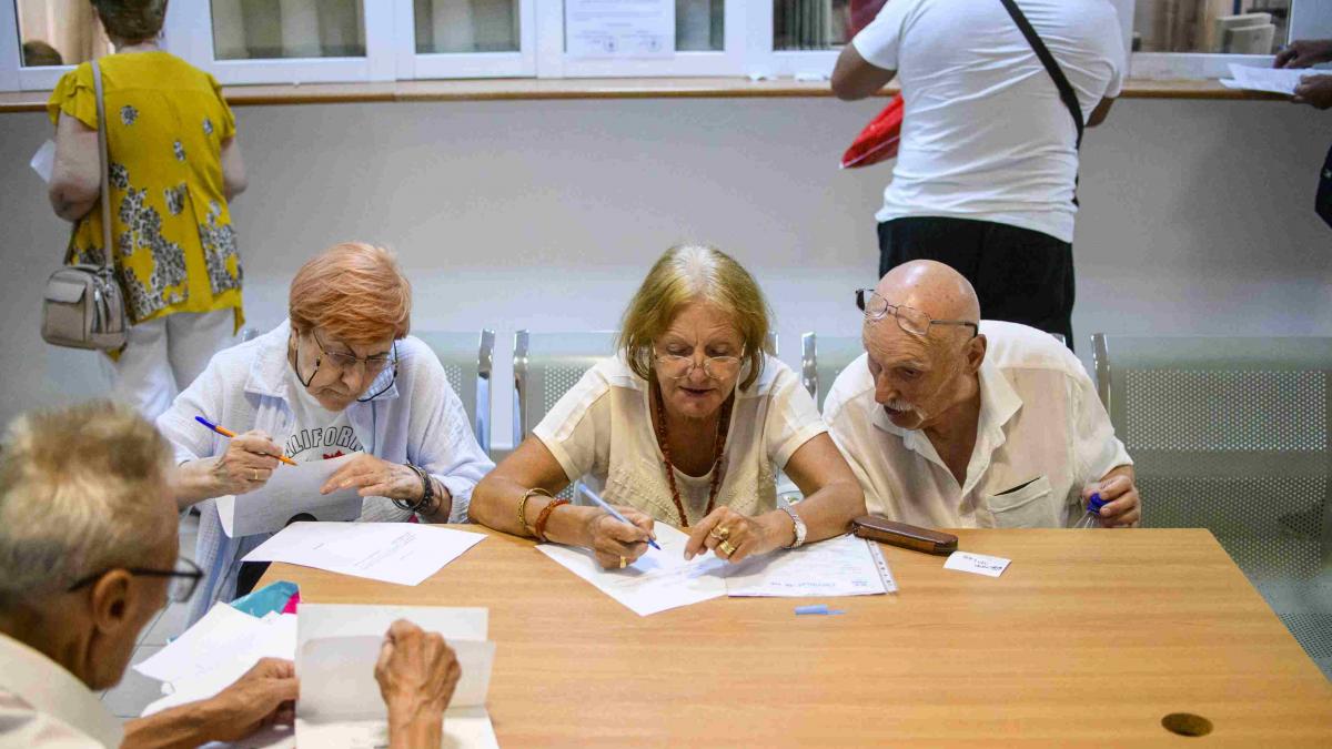 Pensionarea „decrețeilor” amenință să prăbușească valoarea pensiei medii din România