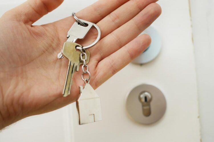 Piața imobiliară pune presiune pe cumpărători. Cât costă astăzi o garsonieră în București?