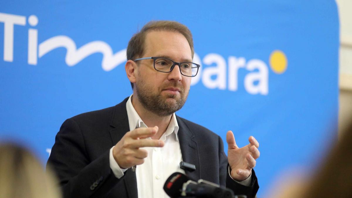 Poveste de groază pentru banii Timișoarei: Dominic Fritz, ctitor de firme municipale. Afaceri controversate în fieful edilului USR