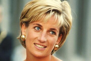 Rochia purtată de Diana în noaptea când Charles a recunoscut că a înșelat-o, scoasă din nou la vânzare